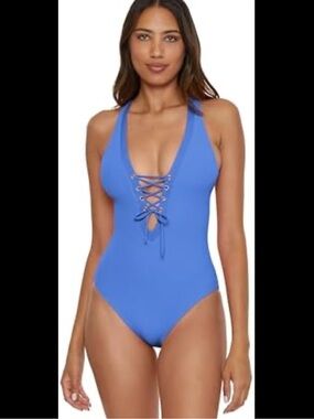 NWT BECCA One Piece Swimsuit